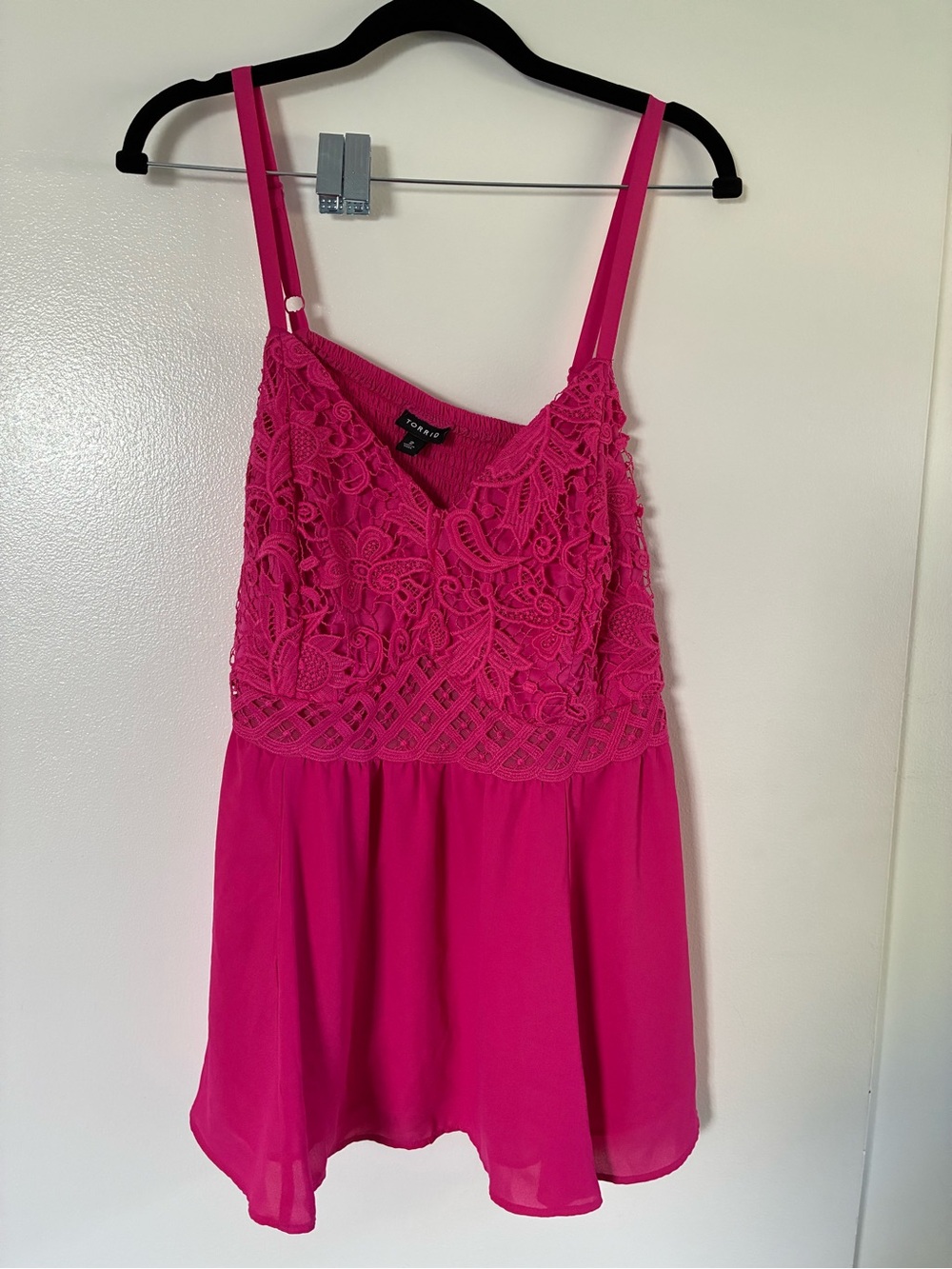 torrid Hot Pink Lace Bodice Spaghetti Strap Camisole
